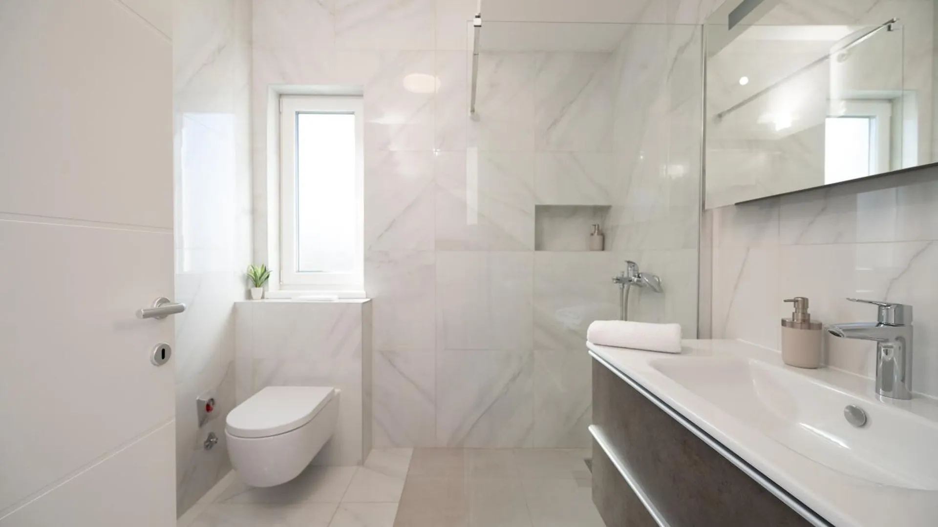 Apartments Filipo Trogir Kroatien